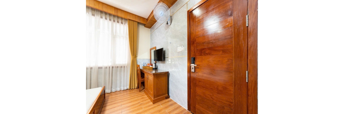 Family Room - CN1