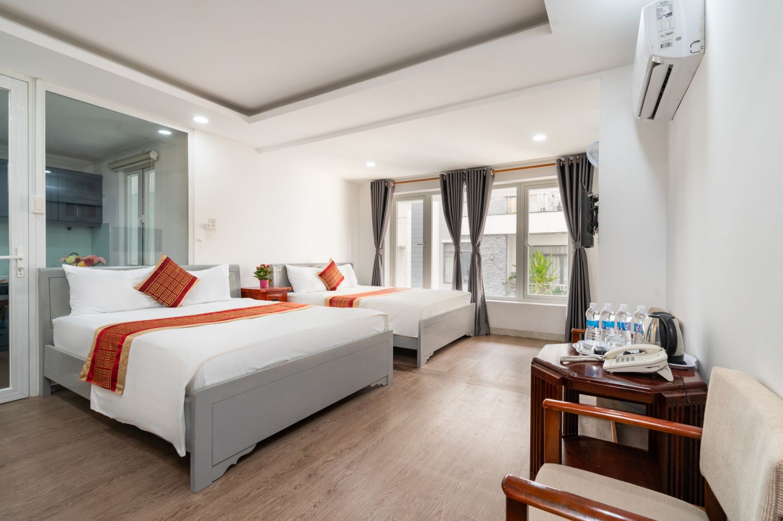 Không gian phòng nghỉ tinh tế tại khách sạn giá rẻ tphcm